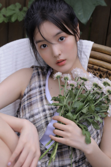 上楼梯越来越深